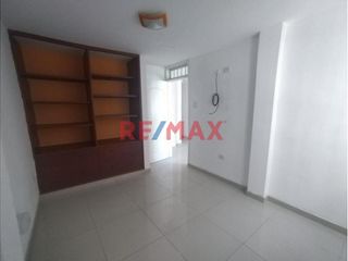 Foto 8 de ¡Hermosa Casa En Venta En La Urbanizacion Campo Real!