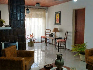 Foto 4 de Casa Con Locales Comerciales (verónica, Partido De Punta Indio).