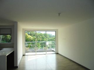 Apartamento en Renta ubicado en Pinares Alto