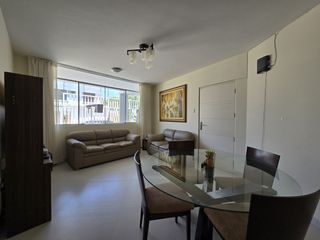 🔥 SE VENDE HERMOSO DEPARTAMENTO AMOBLADO EN 1ER PISO + ESTACIONAMIENTO EN 📍URB. COCOS DEL CHIPE | $130.000