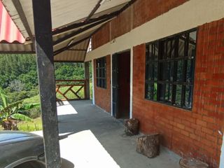Foto 5 de Venta de Lote con Vivienda de 3 Pisos en Parcelación El Cofre