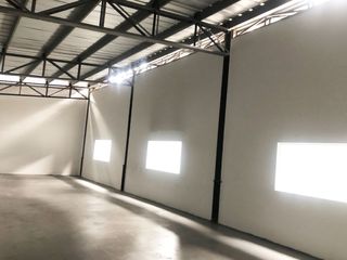 ARRIENDO GALPÓN / BODEGA EN PIFO / TABABELA / AEROPUERTO DE QUITO