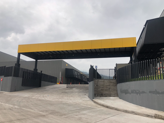 ARRIENDO GALPÓN / BODEGA EN PIFO / TABABELA / AEROPUERTO DE QUITO