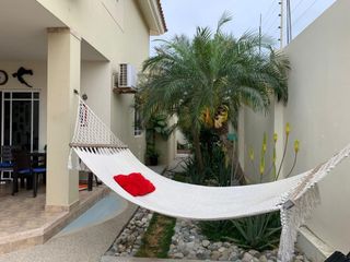 Foto 50 de Casa de Venta en Urbanización Manta 2000, Manta, Manabí, Ecuador