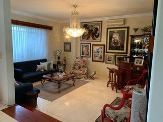 Foto 6 de Casa de Venta en Urbanización Manta 2000, Manta, Manabí, Ecuador