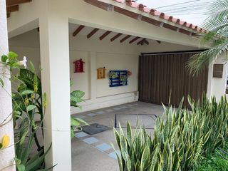 Foto 5 de Casa de Venta en Urbanización Manta 2000, Manta, Manabí, Ecuador