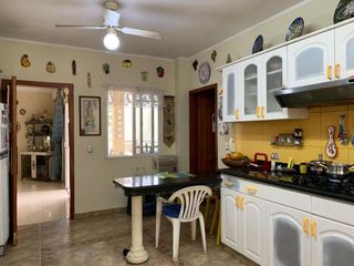 Foto 16 de Casa de Venta en Urbanización Manta 2000, Manta, Manabí, Ecuador