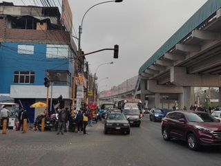 LOCAL EN ALQUILER  PARADERO CAJA DE AGUA – SJL