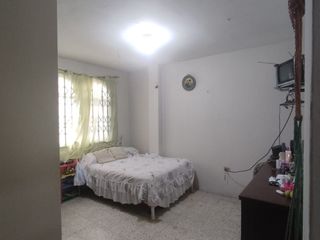 Foto 12 de CASA ESQUINERA EN VENTA