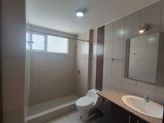 Foto 16 de Casa en venta - Ponceano Alto cerca al Supermaxi de la Real Audiencia