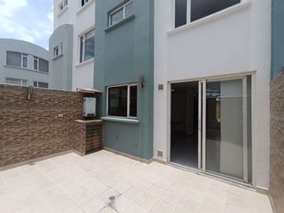Foto 9 de Casa en venta - Ponceano Alto cerca al Supermaxi de la Real Audiencia