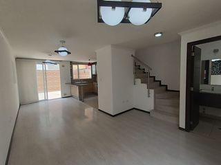 Foto 5 de Casa en venta - Ponceano Alto cerca al Supermaxi de la Real Audiencia