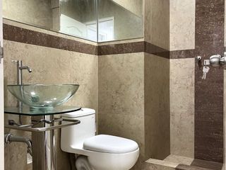 Foto 8 de Venta de Departamento en Jesús María - 4to Piso con Ascensor