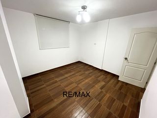 Foto 20 de Venta de Departamento en Jesús María - 4to Piso con Ascensor
