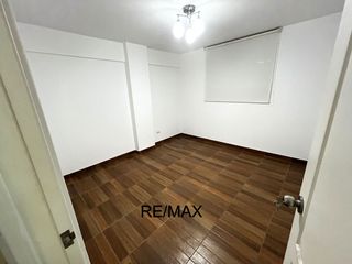 Foto 6 de Venta de Departamento en Jesús María - 4to Piso con Ascensor