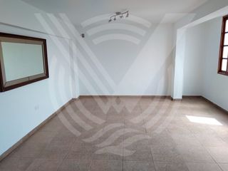 Foto 31 de SE VENDE EDIFICIO EN ZONA EXCLUSIVA DE CAMINOS DEL INCA