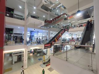 Foto 9 de Venta Local Comercial - La Victoria