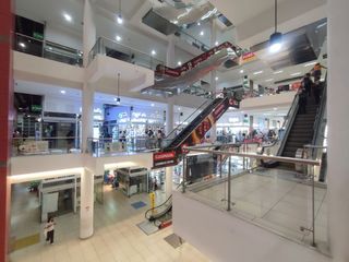 Foto 10 de Venta Local Comercial - La Victoria