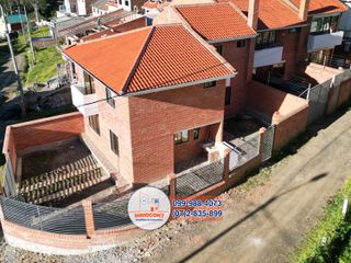 De oportunidad casa esquinera con terreno en venta, Sector El Cebollar C1112