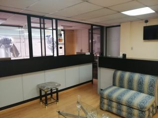 Foto 3 de OPORTUNIDAD ARRIENDO / VENTA PARA CONSULTORIOS MEDICOS O TAMBIEN PARA OFICINAS  170m2 SECTOR LA CAROLINA