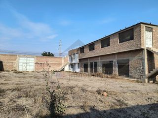 Foto 5 de VENTA DE LOCAL COMERCIAL EN ESQUINA Y FRENTE A PARQUE EN FERREÑAFE