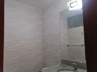 Se Alquila Amplio Departamento Duplex, Santiago De Surco