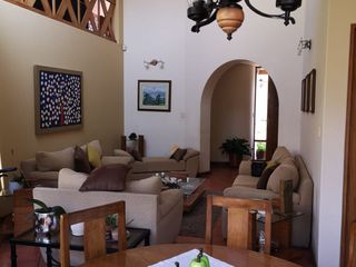 Foto 4 de CASA DE 2 PISOS EN VENTA TACNA