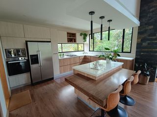 Foto 11 de Beautiful One Level Home with Mountain Views Surrounded by Nature - Gated Community