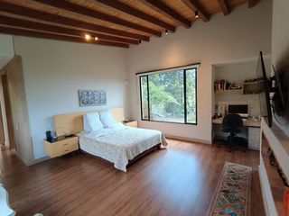 Foto 18 de Beautiful One Level Home with Mountain Views Surrounded by Nature - Gated Community