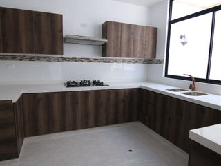 Foto 6 de LINDA  CASA EN VENTA URB. MIRAFLORES COUNTRY CLUB-CASTILLA-PIURA