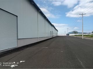 Foto 5 de Bodega De Alquiler En Manta Zona Norte Jaramijo