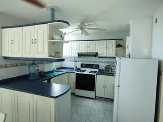 Foto 6 de ✅ VENTA DE HERMOSO DEPARTAMENTO CON VISTA ESPECTACULAR TRES DORMITORIOS - QUINTO PISO. (TONSUPA) $59,000.oo