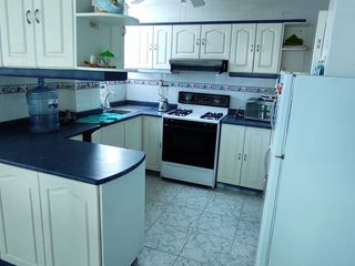 Foto 5 de ✅ VENTA DE HERMOSO DEPARTAMENTO CON VISTA ESPECTACULAR TRES DORMITORIOS - QUINTO PISO. (TONSUPA) $59,000.oo
