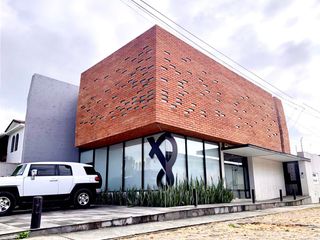 Casa en Venta en Urdesa central