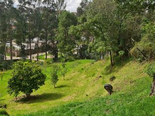 VENDO TERRENO - MIRAFLORES - CUENCA DIAGONAL AL HOSPITAL MARIANO ESTRELLA