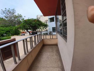 Casa en Venta para remodelar - Surco, Calle Santo Domingo