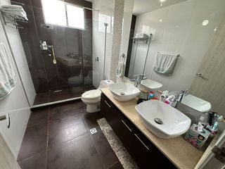 Foto 14 de Casa de lujo en venta en villa campestre de 3 cuartos con baño