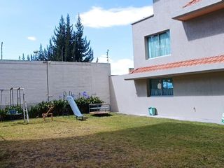En Venta Departamento 3 Dorm. con Piscina, Quito Norte, Santa Lucia