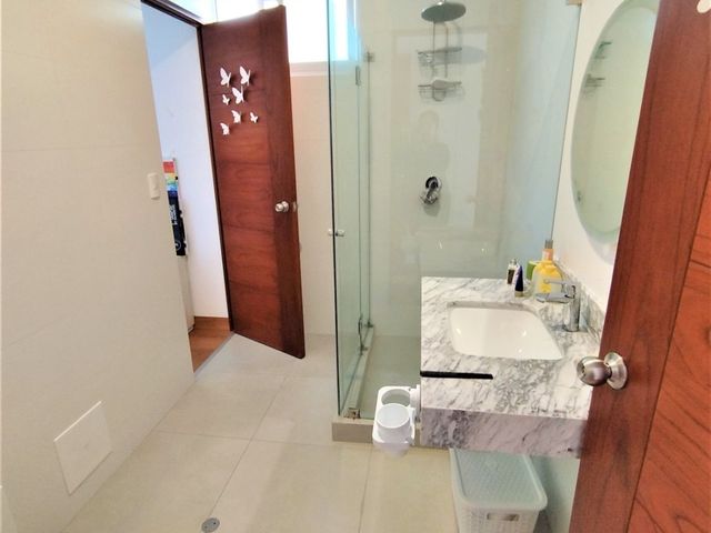 VENTA FLAT 220 m2 - MALECON 28 DE JULIO - FRENTE CLUB TERRRAZAS - MIRAFLORES
