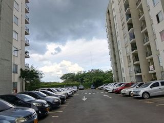 SE VENDE APATRAMENTO EN UNIDAD REMODELADO, TERCER PISO CON ACENSOR. BARRIO BOCHALEMA AL SUR  DE CALI .