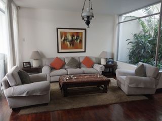 Foto 4 de Bajó de precio. Casa en venta en excelentes condiciones para vivir o como terreno