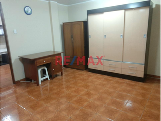 Foto 18 de Venta De Hermoso Departamento 122M2 Urb. Mesa Redonda Independencia