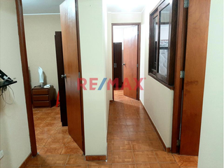 Foto 13 de Venta De Hermoso Departamento 122M2 Urb. Mesa Redonda Independencia