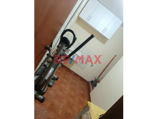 Foto 11 de Venta De Hermoso Departamento 122M2 Urb. Mesa Redonda Independencia
