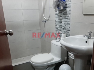 Foto 12 de Venta De Hermoso Departamento 122M2 Urb. Mesa Redonda Independencia