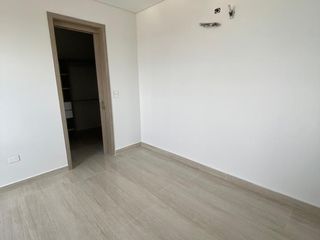 VENDO APARTAMENTO EN PUNTA ROCA EL EXCLUSIVO SECTOR DE PUERTO COLOMBIA EN LINEA A LA PLAYA.