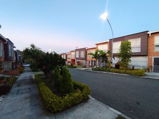 Foto 24 de HERMOSA CASA UNIFAMILIAR CERCA AL CENTRO COMERCIAL SAN NICOLAS RIONEGRO