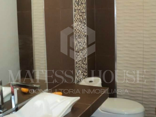 Foto 7 de SE VENDE - CASA DE TRES NIVELES EN CONDOMINIO NAUTICO, PARACAS