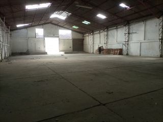 Foto 5 de ALQUILER DE GALPÓN EN MAPASINGUE DE 800m2