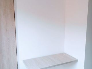 SE VENDE REMODELADA CASA FAMILIAR. 80 M2.